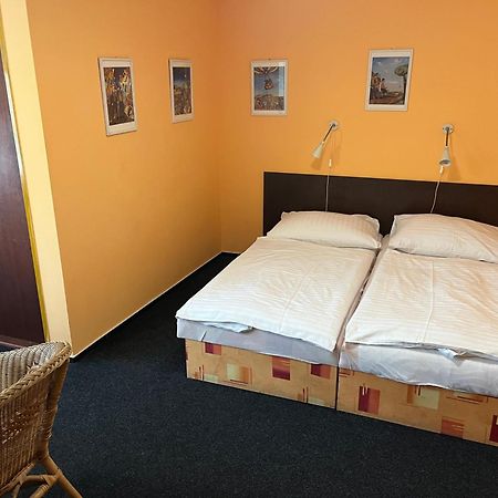Penzion U Remízky Znojmo Exterior foto
